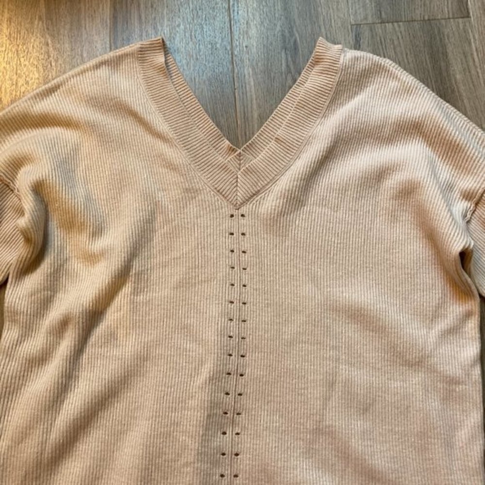 Topshop Wool Blend Taupe Ribbed V-Neck Sweater Size 8 - Picture 6 of 9